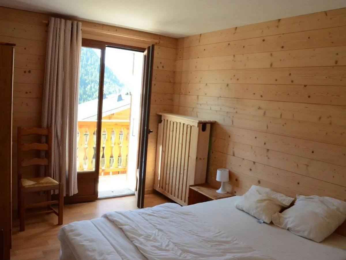Chatel : Chalet 4 Pieces Pour 8 Personnes Avec Balcon, Garage Et Proche Du Centre - Fr-1-676-118