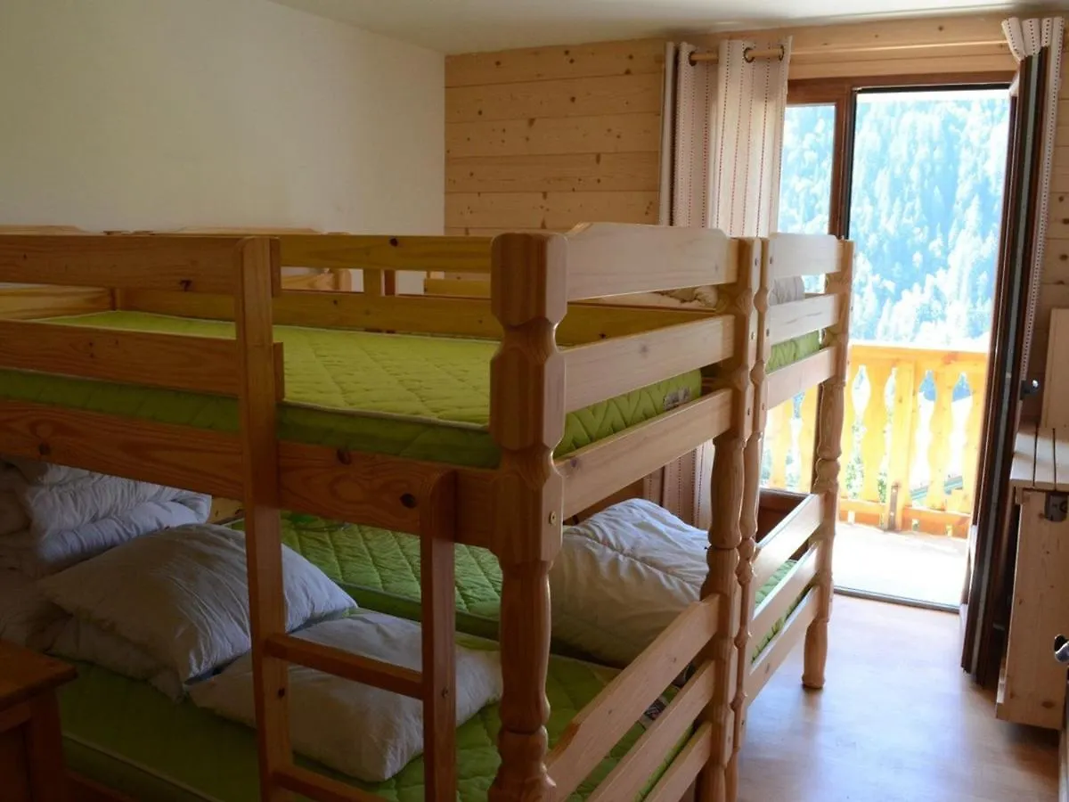 Chatel : Chalet 4 Pieces Pour 8 Personnes Avec Balcon, Garage Et Proche Du Centre - Fr-1-676-118 0*,  France